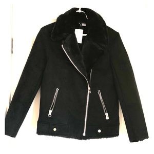 Black jacket with fur